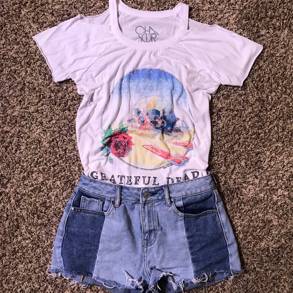 Chaser brand Grateful Dead shirt! Sz small